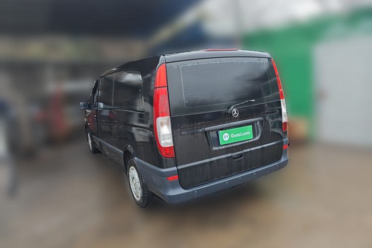 Used Mercedes-Benz Vito 2011 2.5L 7-seater executive version Rear Left 45 Deg