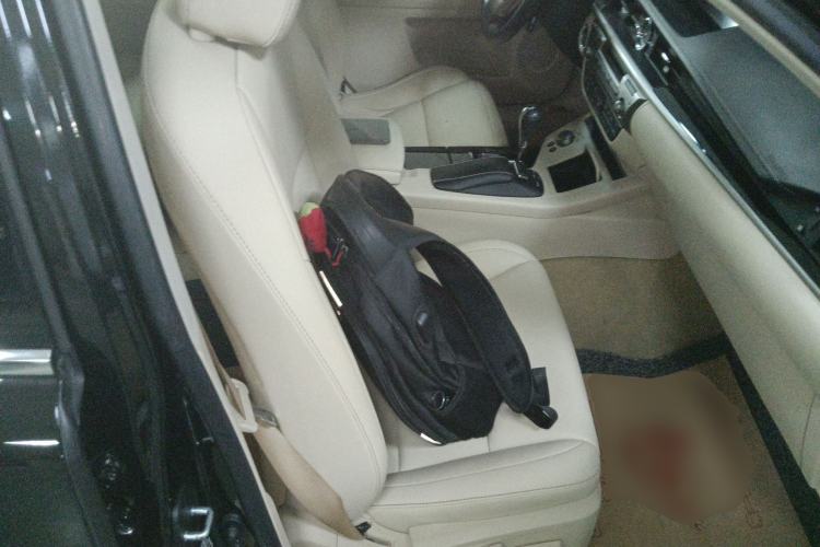 Used Lexus ES 2013 300h Elite Edition
