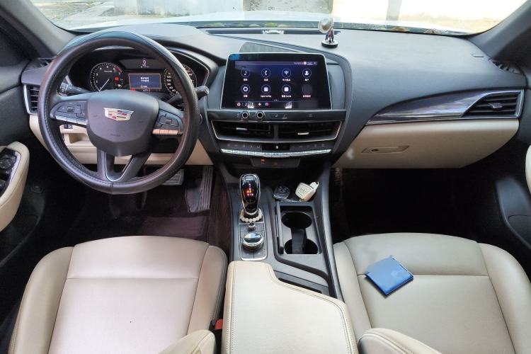 Used Cadillac CT5 2020 28T Fashion Edition Interior 2