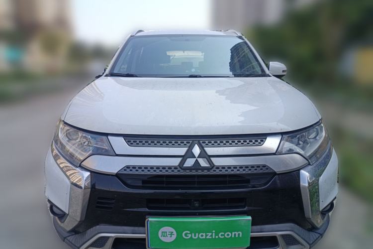 Used Mitsubishi Outlander 2020 2.0L Two-Wheel Drive Enjoyment Version 5 Seats
