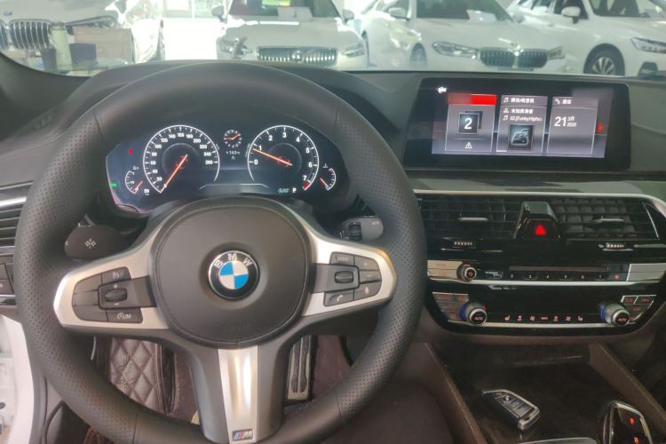 Used BMW 5 Series 2019 525Li M Sport Package
