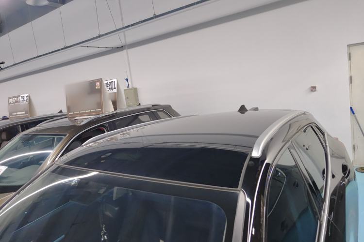 Used Wey VV5 2021 1.5T Two-Wheel Drive Color Pioneer
