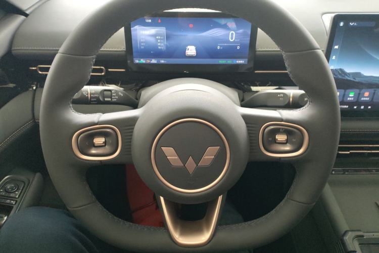 Used Wuling Xingguang 2025 70km Smart Standard Version Steering Wheel