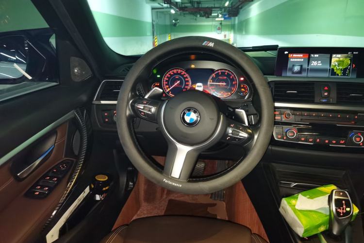 Used BMW 3 Series 2019 320i M Sport Night Edition Steering Wheel