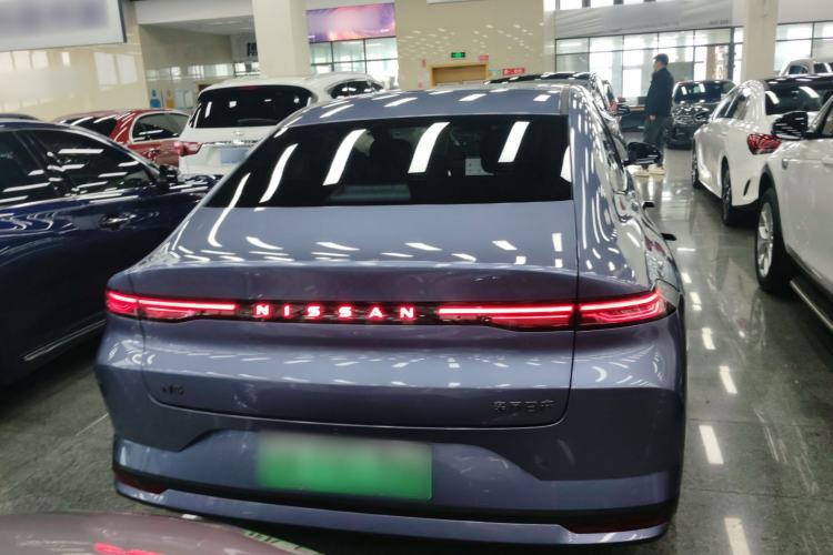 Used Nissan N6 2026 Model 180 Max Rear