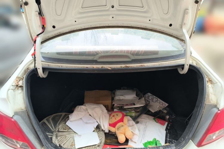 Used Hyundai Verna (older generation) 2014 1.4L Manual Smart GLS Trim Trunk