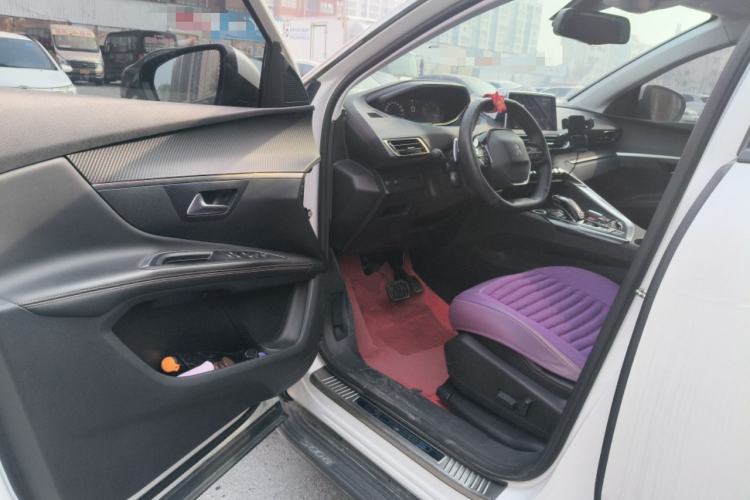 Used Peugeot 5008 2017 380THP 7-Seater Elite Edition Driver Seat