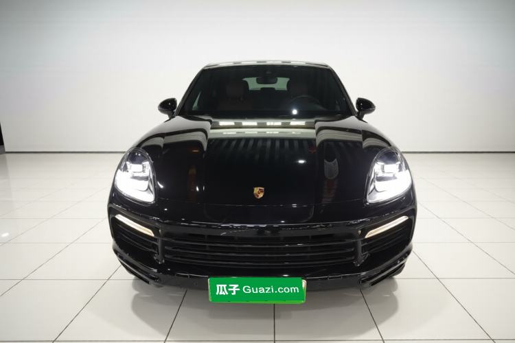 Used Porsche Cayenne E-Hybrid 2019 Cayenne E-Hybrid 2.0T Front