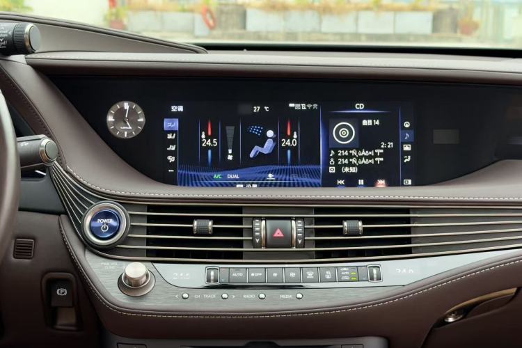 Used Lexus LS 2020 500h Excellence Edition China VI standard Interior 10