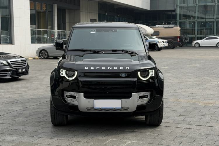 Used Land Rover Defender 2023 90 3.0T P400 XS
