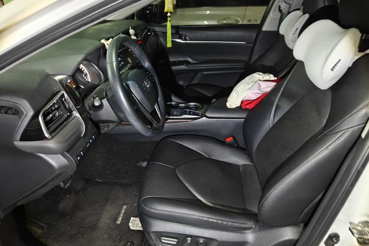 Used Toyota Camry 2018 2.5G Luxury Edition Left Front Seat