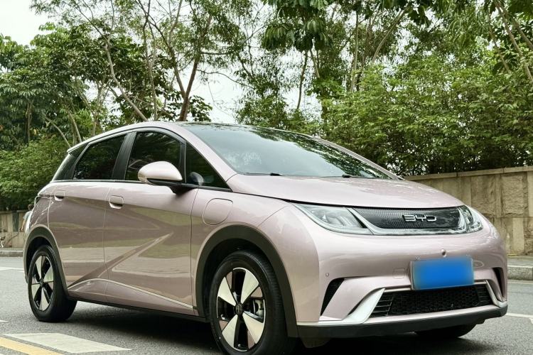 Used BYD Dolphin 2023 420 km Fashion Edition
