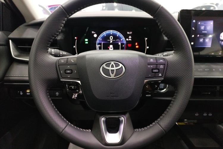 Used Toyota Camry 2024 2.0 GVP Luxury Edition
