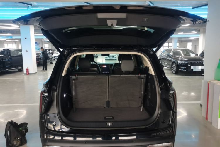 Used Hongqi HS7 PHEV 2024 2.0T PHEV Four-Wheel Drive Flagship Edition 6 Seats
