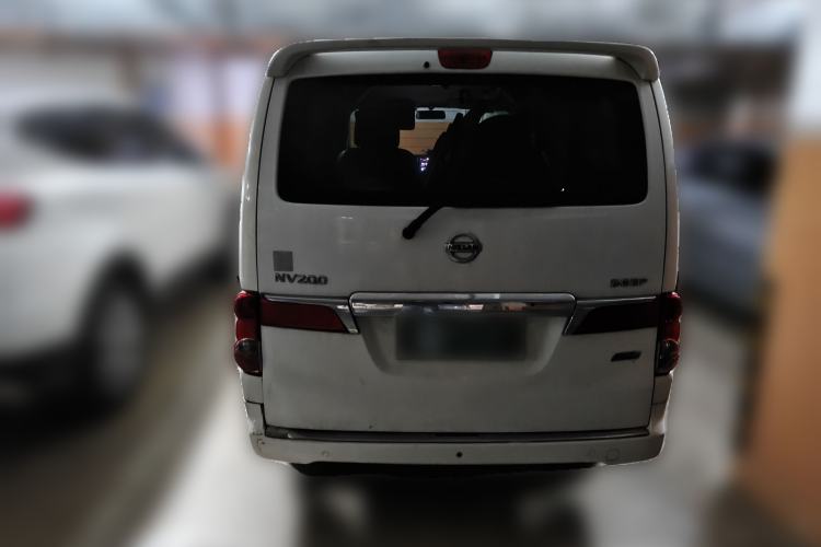 Used Nissan NV200 2014 1.6L CVT Zunya Model China IV Standard