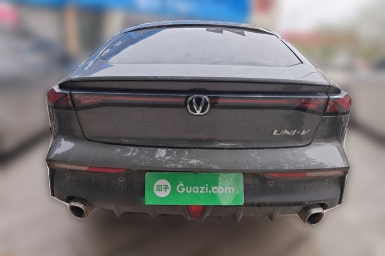 Used CHANGAN UNI-V 2022 1.5T Prestige Version
