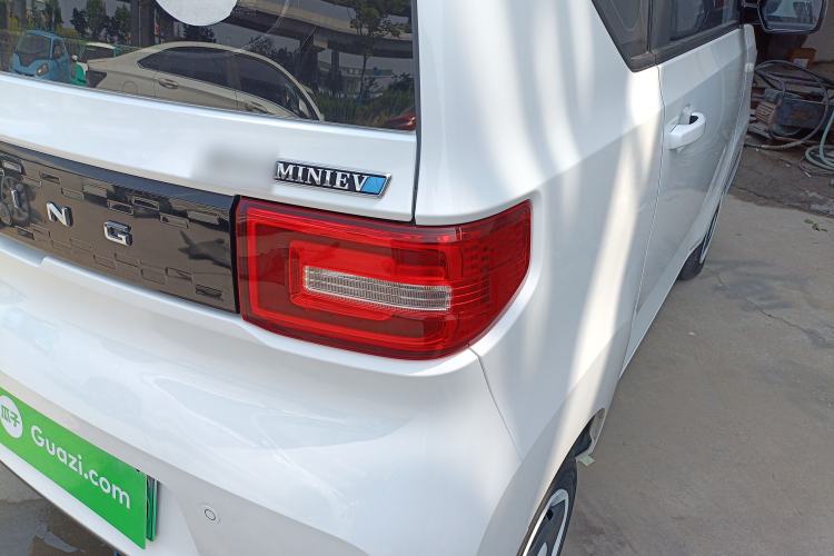 Used Wuling Hongguang MINIEV 2022 Macaron Fashion Model Lithium Iron Phosphate Right Rear Taillight