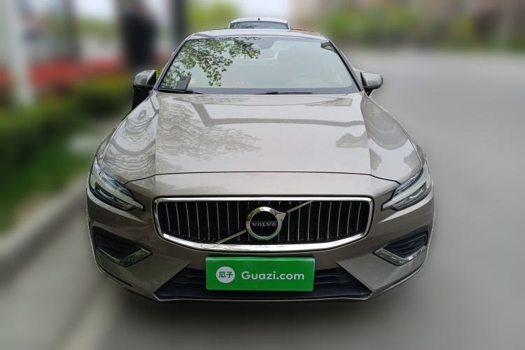 Used Volvo S60 2021 T4 Zhiyi Luxury Edition