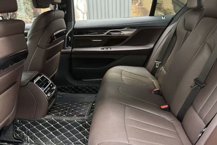 Used BMW 7 Series 2018 730Li Leading Model M Sport Package
