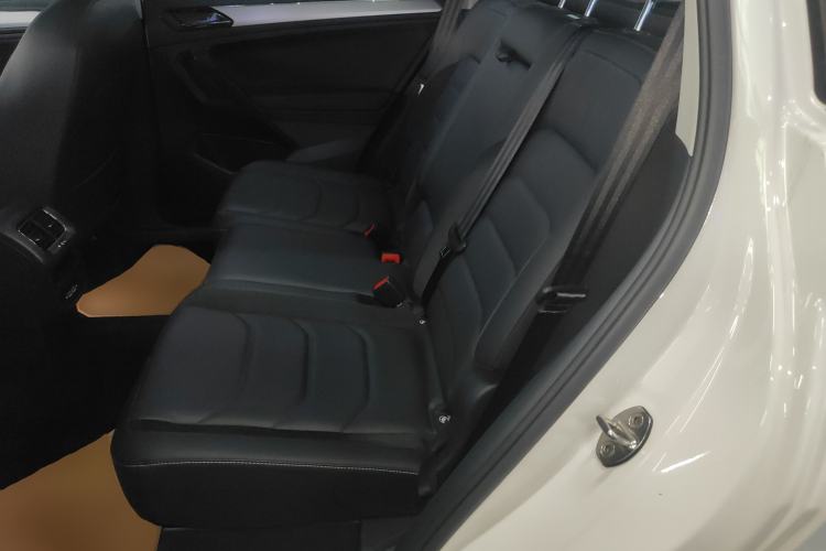 Used Volkswagen Tiguan L 2021 330TSI Automatic Two-Wheel Drive Smart Edition
