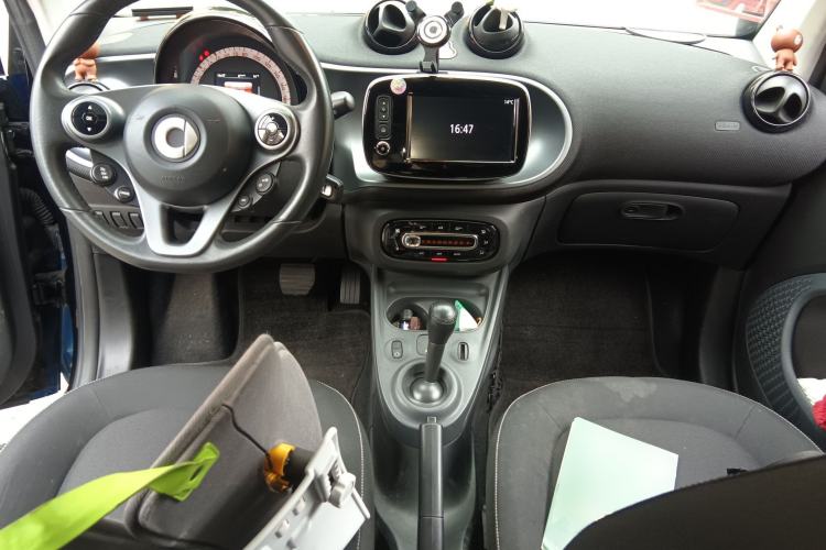 Used smart fortwo 2017 1.0L 52kW Hardtop Affection Special Edition
