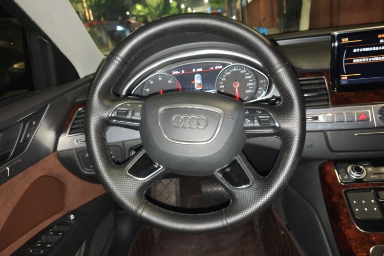 Used Audi A8 2013 A8L 45 TFSI quattro Comfort model
