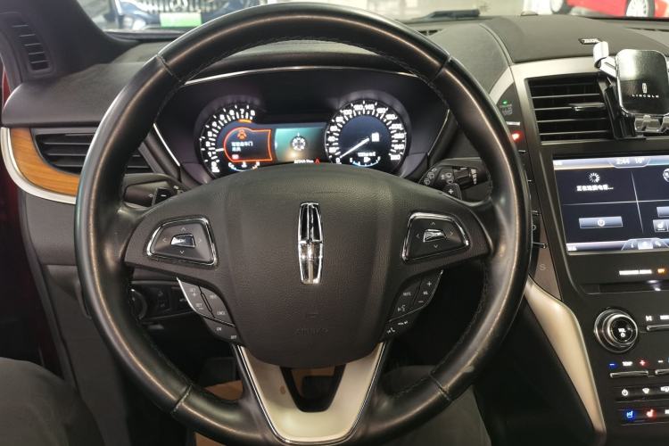 Used Lincoln MKC 2014 2.0T Two-Wheel-Drive Luxury Edition