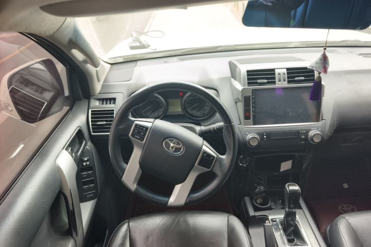 Used Toyota Prado 2016 2.7L Automatic Standard Edition Steering Wheel