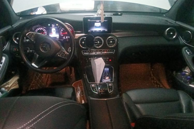 Used Mercedes-Benz GLC 2017 GLC 260 4MATIC Luxury Model
