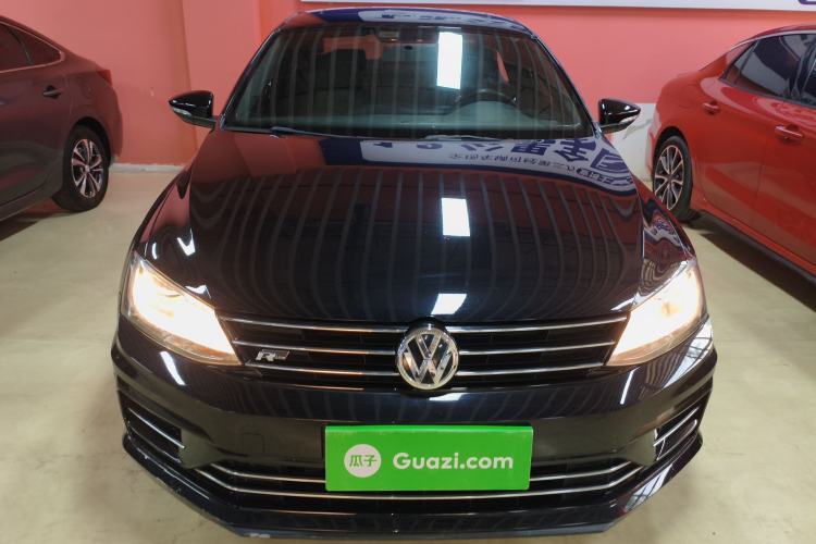 Used Volkswagen Sagitar 2016 280TSI Automatic R-Line Front