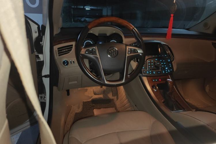 Used Buick LaCrosse 2012 2.4L SIDI Luxury Edition