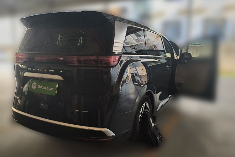 Used Denza D9 2022 DM-i 970 Four-Wheel Drive Flagship Model