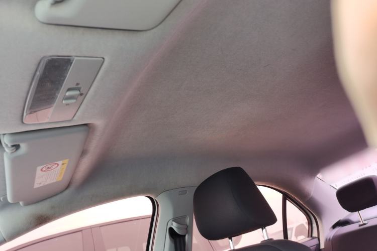 Used Volkswagen Jetta 2015 1.6L Automatic Fashion Model
