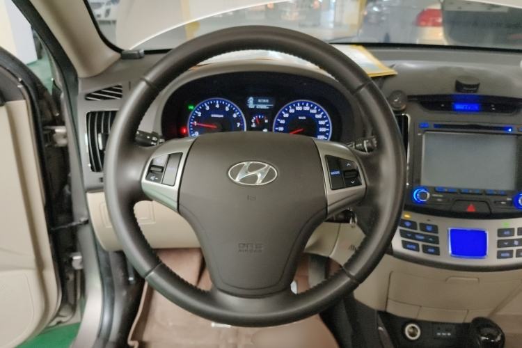 Used Hyundai Celesta 2011 1.6L Automatic Luxury Version