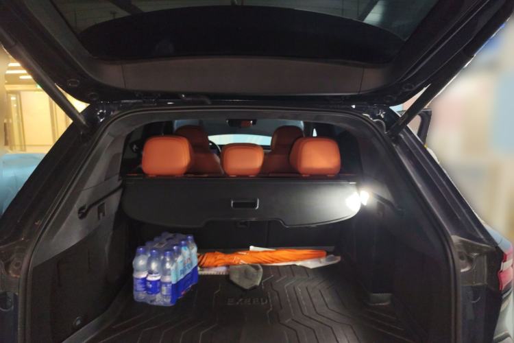 Used EXEED Lingyun 2025 400T Four-Wheel-Drive International Version Trunk