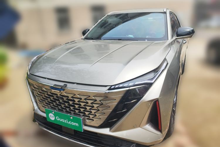 Used CHANGAN OSHAN Z6 2023 Blue Whale 1.5T DCT Smart Luxury Model