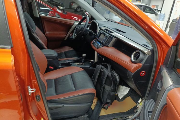 Used Toyota RAV4 2013 2.5L Automatic 4x4 Prestige Edition