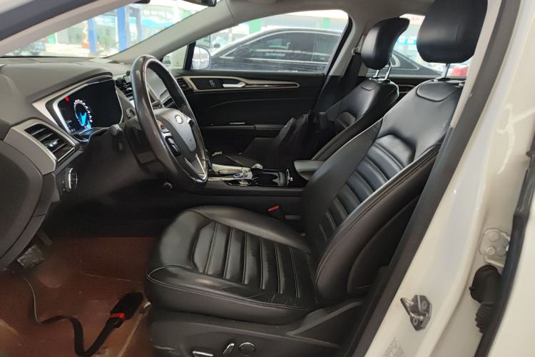 Used Ford Mondeo 2013 2.0L GTDi 200 Fashion Edition Left Front Seat