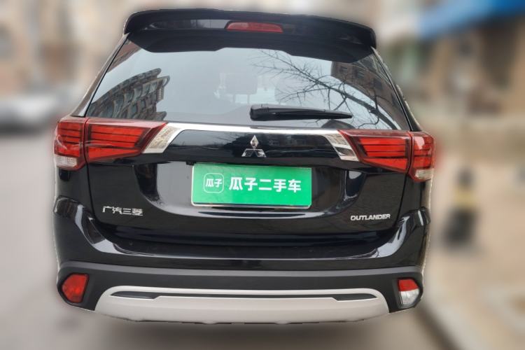 Used Mitsubishi Outlander 2020 2.0L Two-Wheel Drive Enjoyment Version 5 Seats
