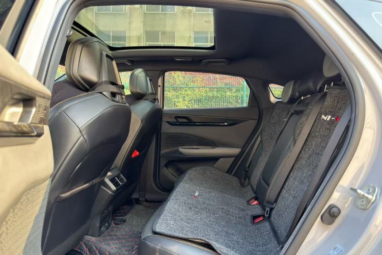 Used CHANGAN UNI-V 2022 1.5T Prestige Version Interior 6