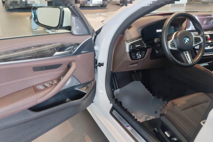 Used BMW 5 Series 2020 525Li M Sport Package Driver Seat