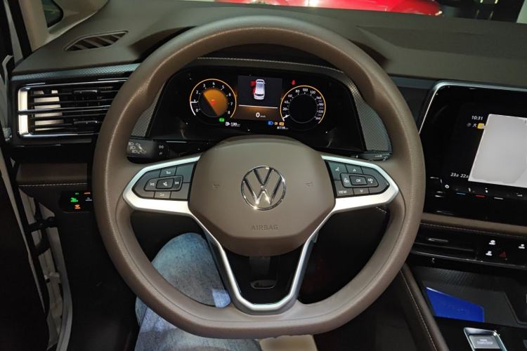 Used Volkswagen Viloran 2024 330TSI Business Edition Steering Wheel