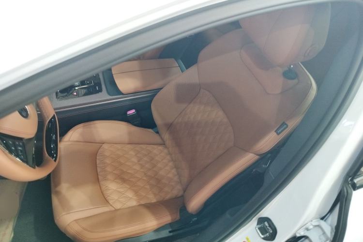 Used BYD Han 2022 DM-i 121KM Luxury Model
