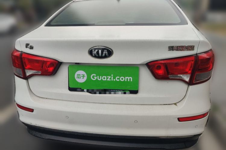 Used Kia K2 2015 Sedan 1.4L MT TOP