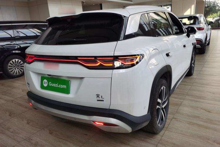 Used BYD Song L DM-i 2025 Intelligent Driving Version 112 km Beyond-Range Type
