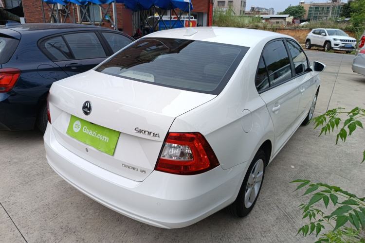 Used Skoda Rapid 2013 1.6L Automatic Smart Selection Model
