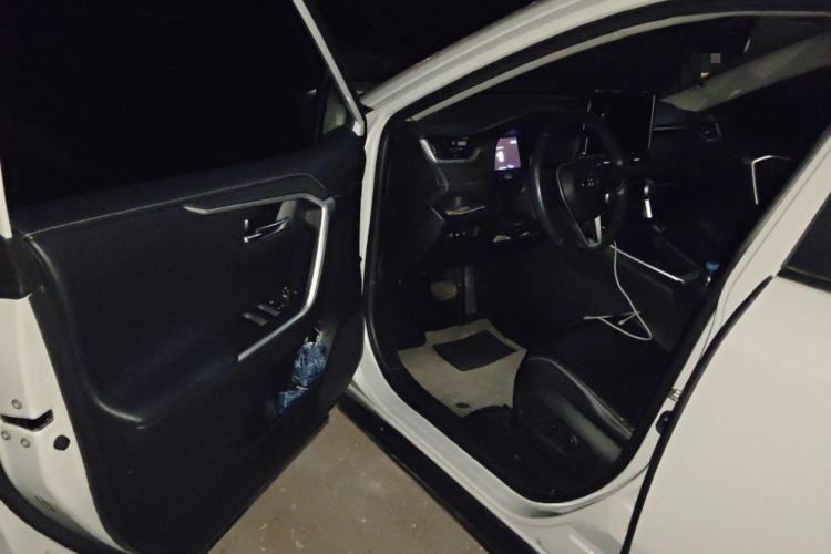 Used Toyota RAV4 2020 2.0L CVT Two-Wheel Drive Fashion PLUS Edition