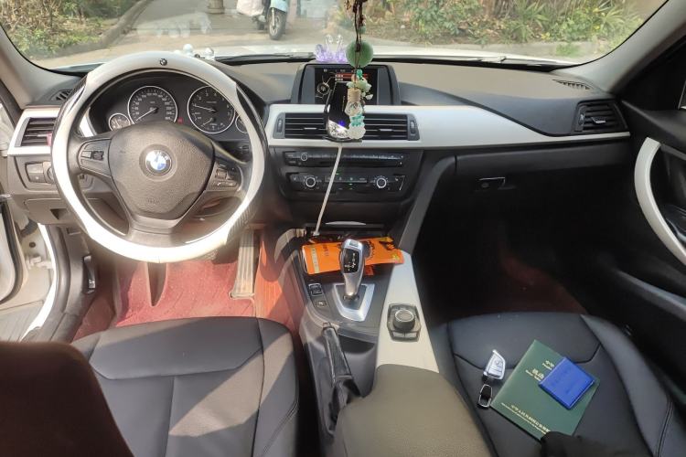 Used BMW 3 Series 2015 316Li Fashion Model