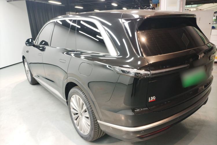 Used ONVO Luxeed L90 2025 Model—Ultra Seven-Seater Version
