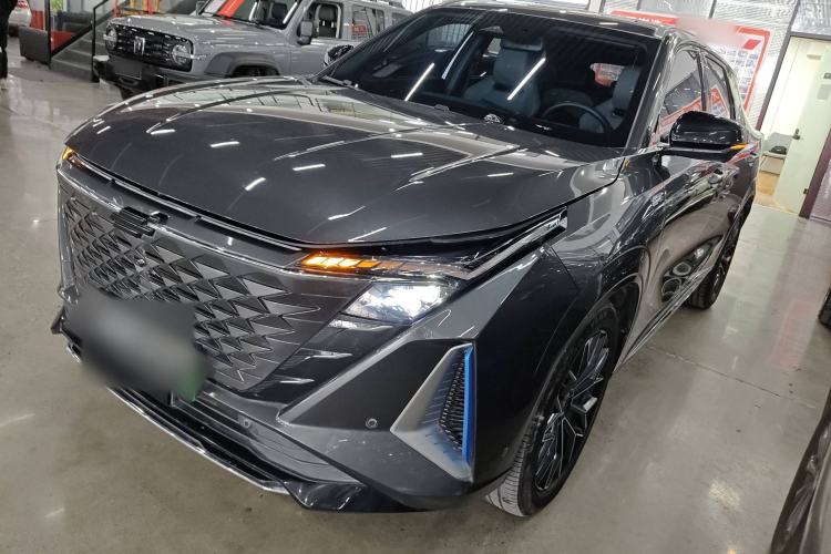 Used Oshan Z6 New Energy 2023 ZhiDian iDD 150KM Flagship PLUS Smart Parking Edition